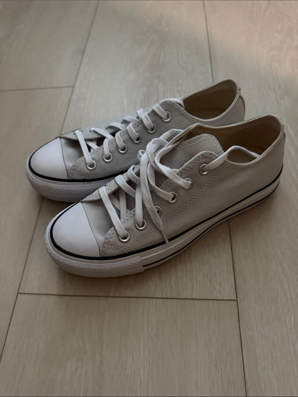 Converse Light Gray Low Top Platform Canvas Sneakers - Picture 4 of 12